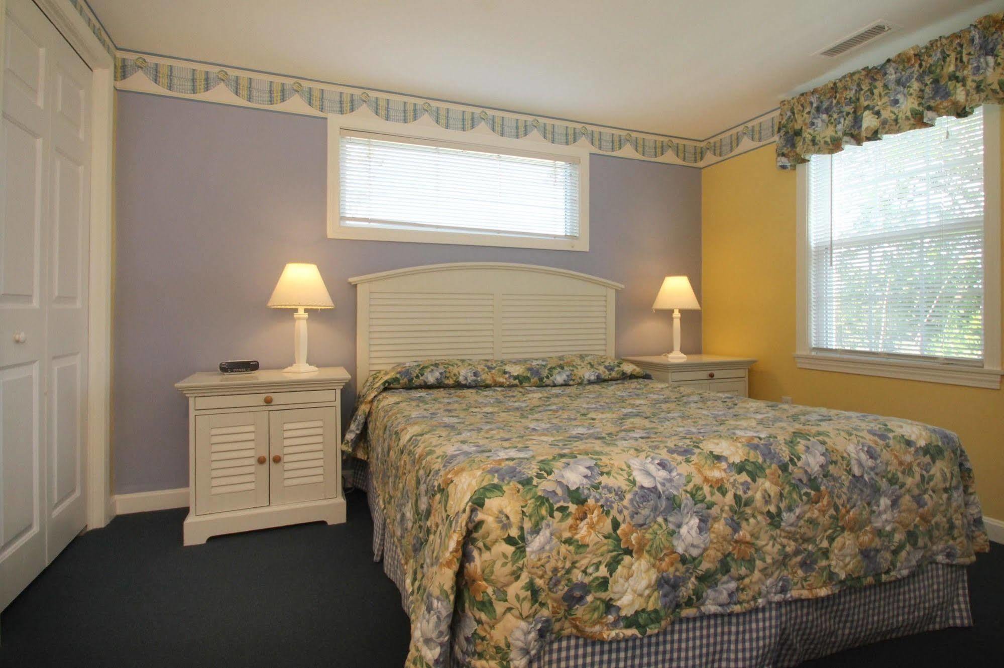 Colonial Acres Resort West Yarmouth Exterior foto
